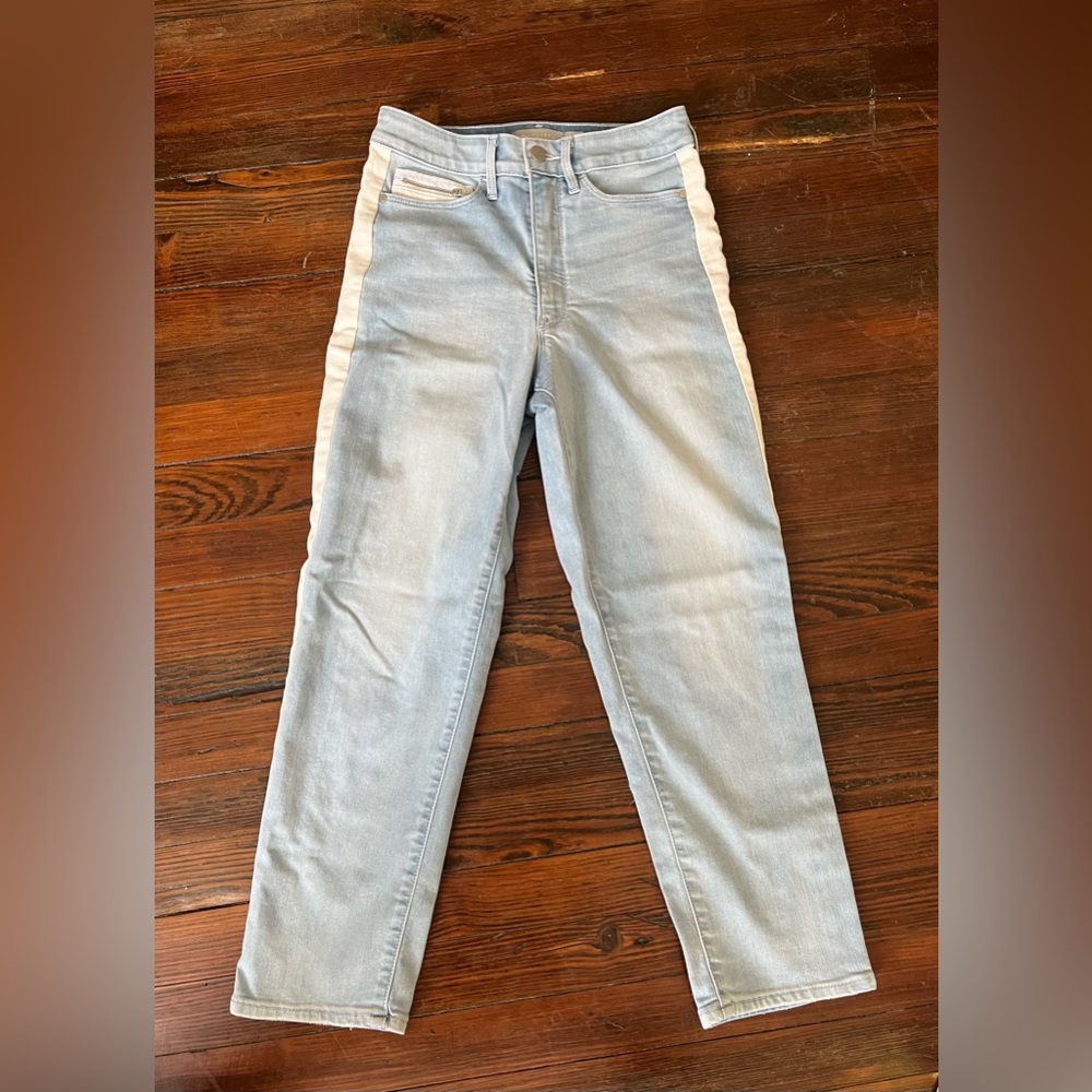 Athleta blue/white jeans size 2 cropped